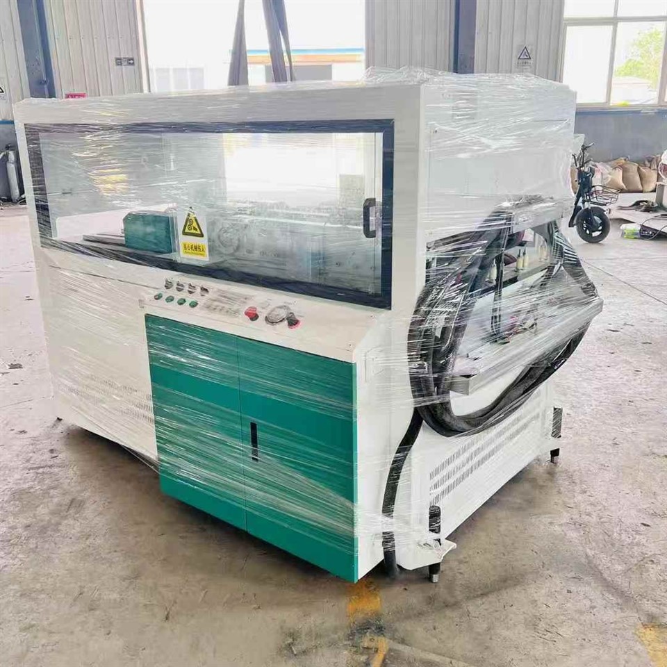 85fd22580e9a3974b3c6e9ed4d3237ca